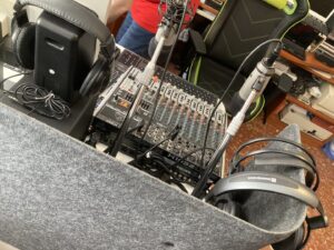 Foto RADIO consolle dietro 2